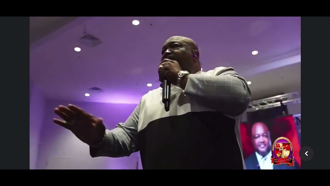 Bishop Marc L House in prophetic flow and praise break 😮‍💨🔥👏🏾