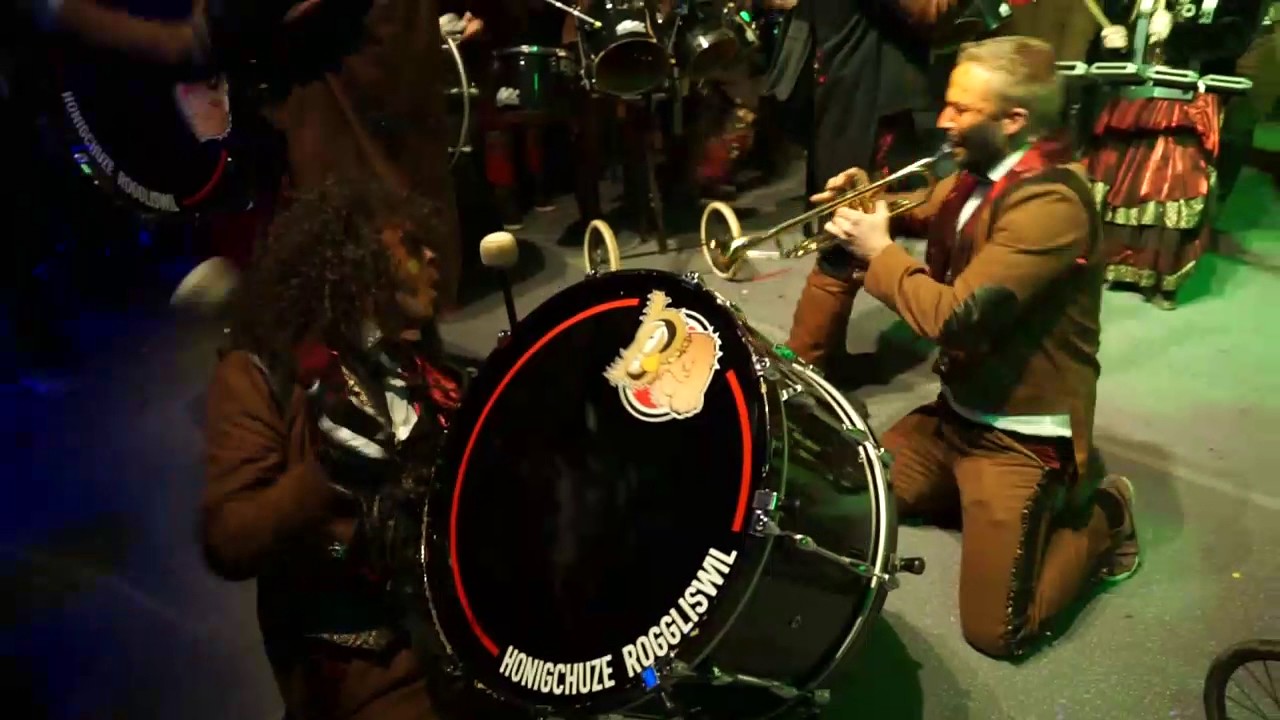 Schränzerball Altbüron 04.02.2017 Honigchuze Roggliswil ( 3 )