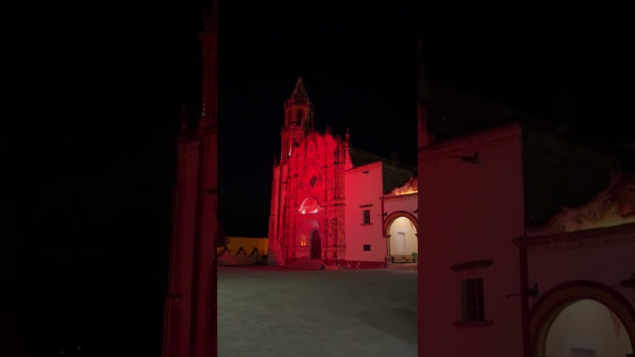 México, las campanas de la catedral de la misión de Jalpan de Serra, Messico la cattedrale di Jalpan