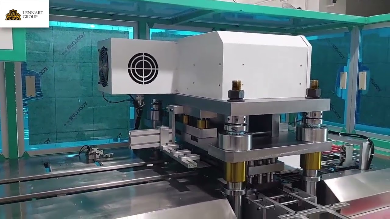 CMCC - YARI OTOMATIK KART-PLASTIK KESIM MAKINASI