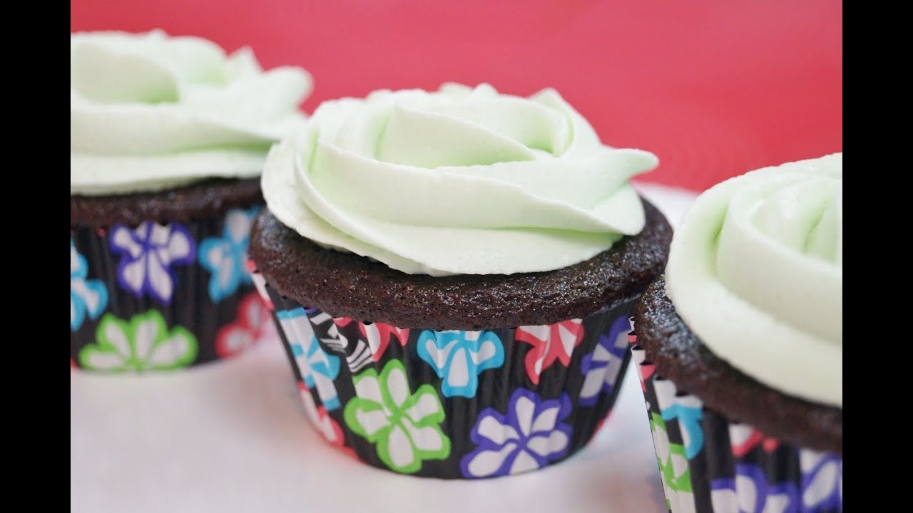Mint Chocolate Cupcakes Recipe! With Mint Buttercream Frosting - Diane Kometa-Dishin' With Di  #132