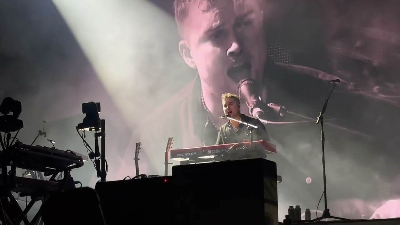 Sam Fender - The Dying Light (Melbourne, Night 1, 14 November 2025)