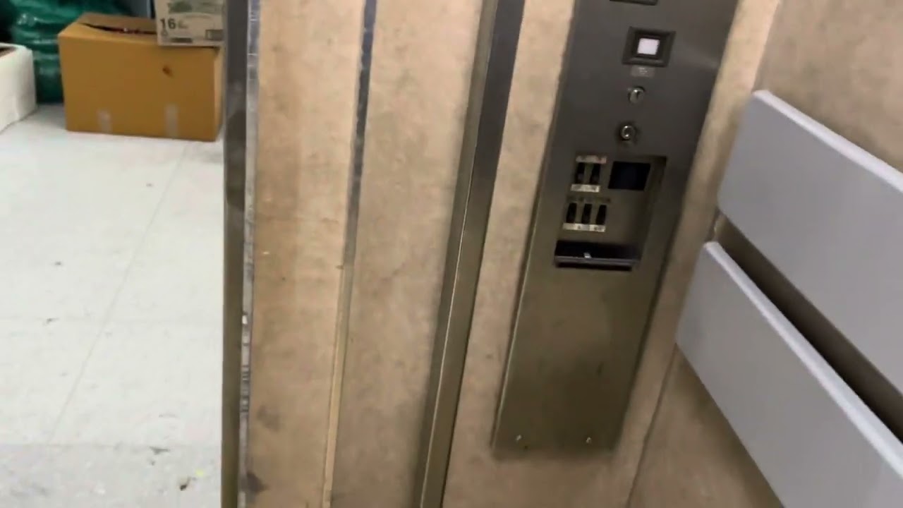 Second Hitachi Freight Elevator at Siriraj Hospital Bangkok Thailand [100th building]