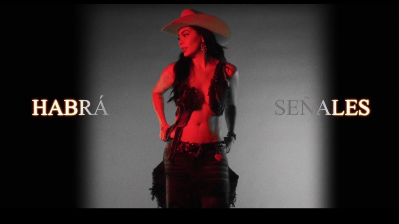 Valeria Cuevas - Habr&aacute; Se&ntilde;ales ( Video Oficial)