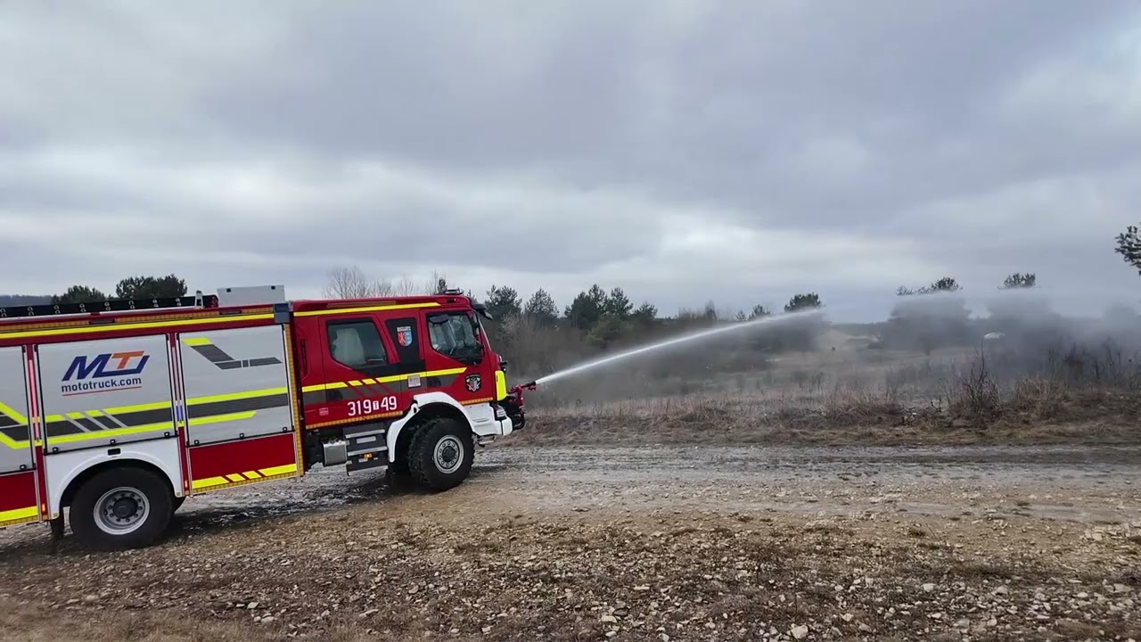 Działko wodno-pianowe na przednim zderzaku #MOTO-TRUCK @moto-truck