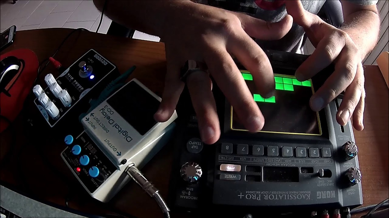 ambient drone experimental kaossilator pro, boss dd3, reverb, 4 track soundscape dark space live
