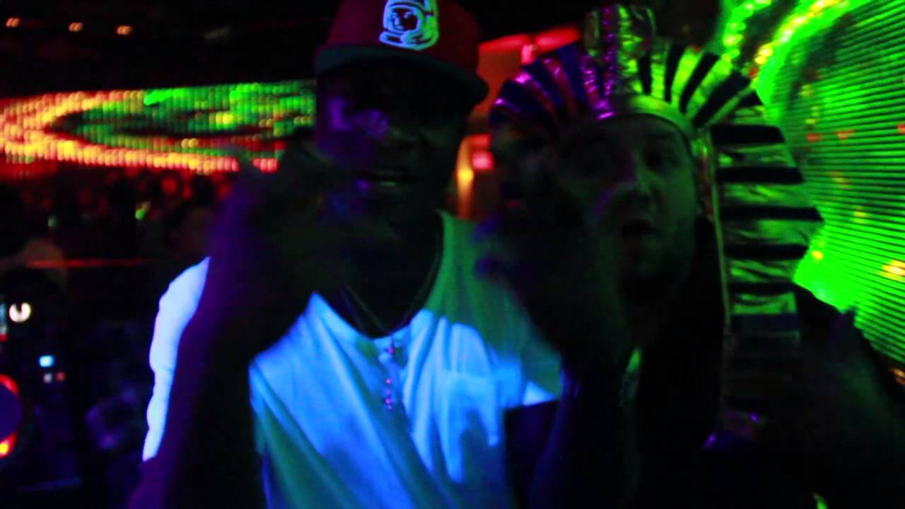 DJ SPADE GOT THE CLUB GOIN UP ON A SUNDAY
