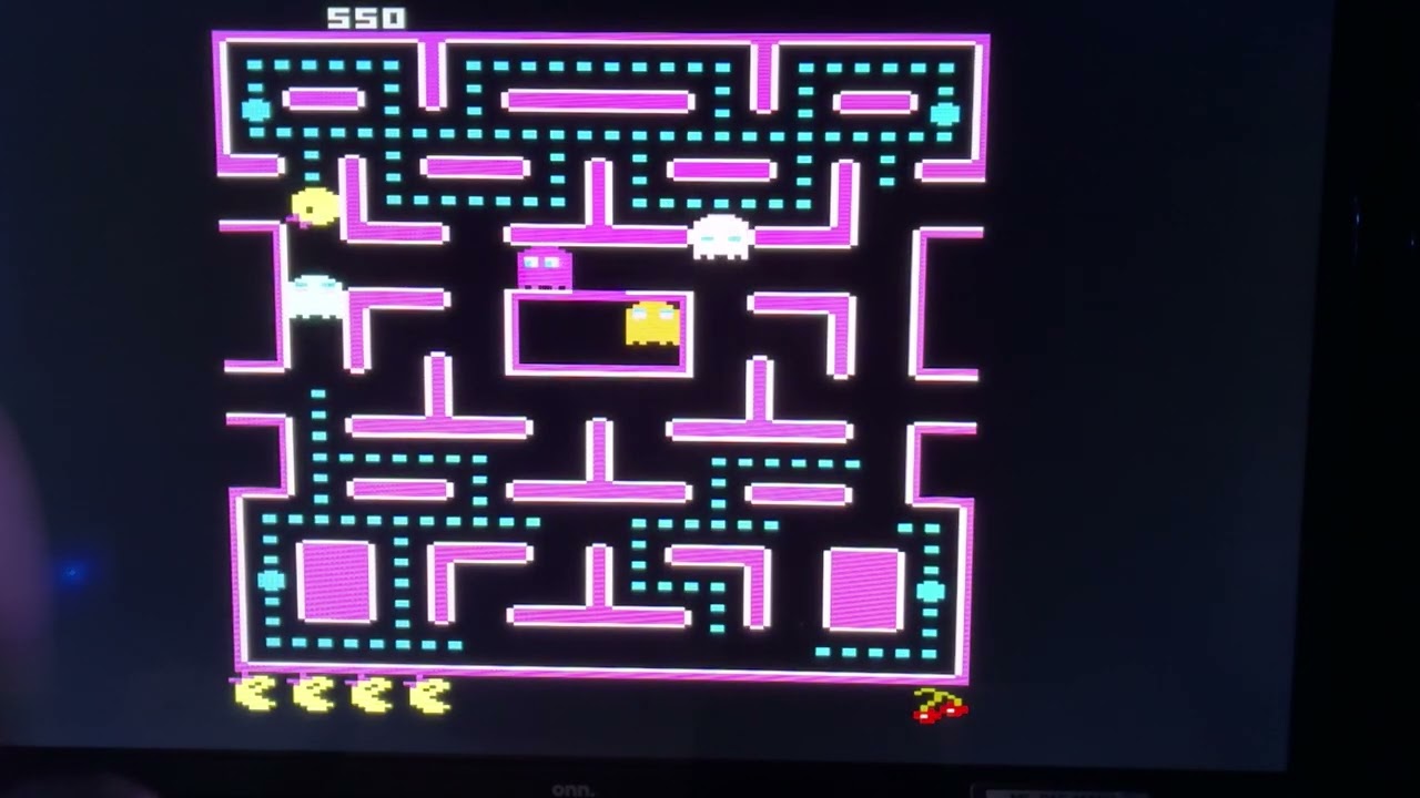 Adventures with Pappa J as he compares the Atari 5200 vs 7800