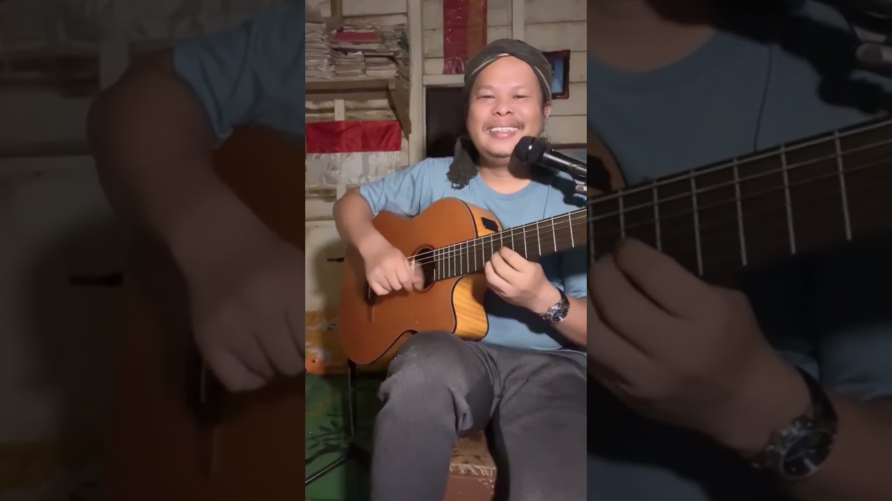 Despacito | Guitar Cover By Desmon Siburian 
