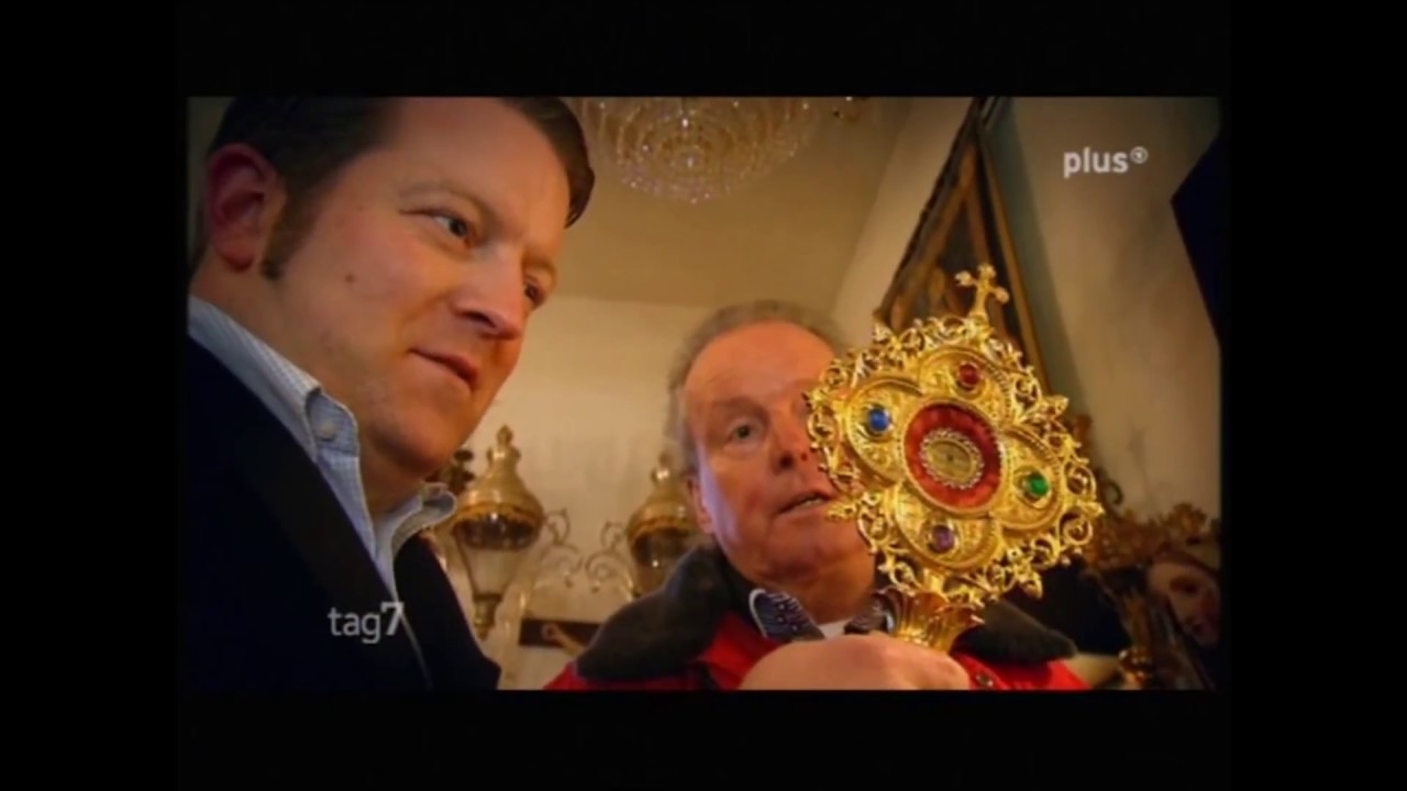 Reliquien + Heiligenverehrung + Hauskapelle