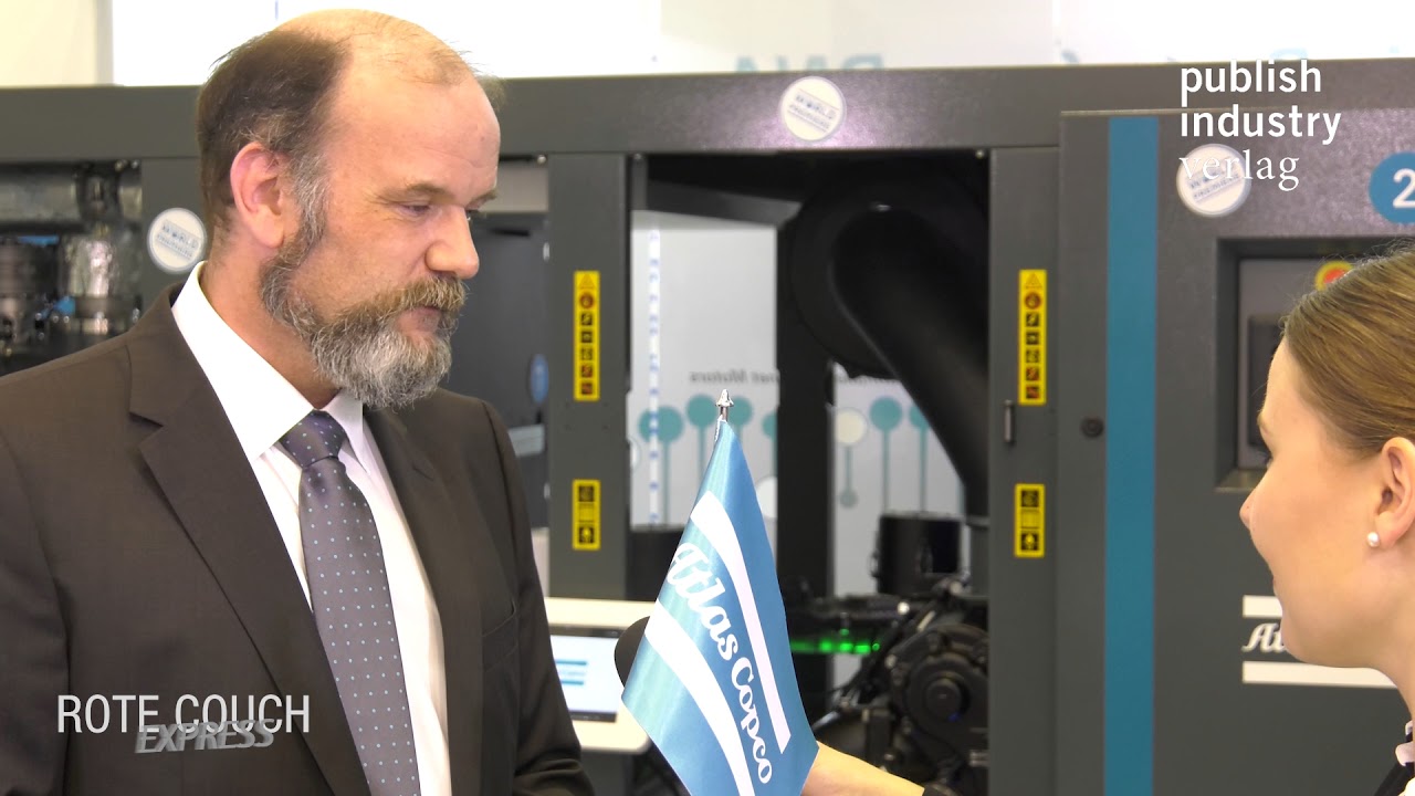 Schraubenkompressor ZR VSD+FF mit MDG Trockner der Atlas Copco, ROTE COUCH EXPRESS, ACHEMA 2018