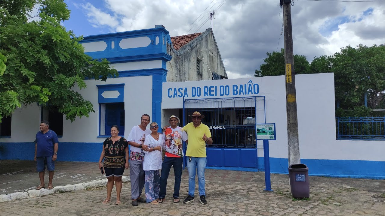 VISITANDO A CASA DE LUIZ GONZAGA O REI DO BAIÃO EM EXU PERNAMBUCO.