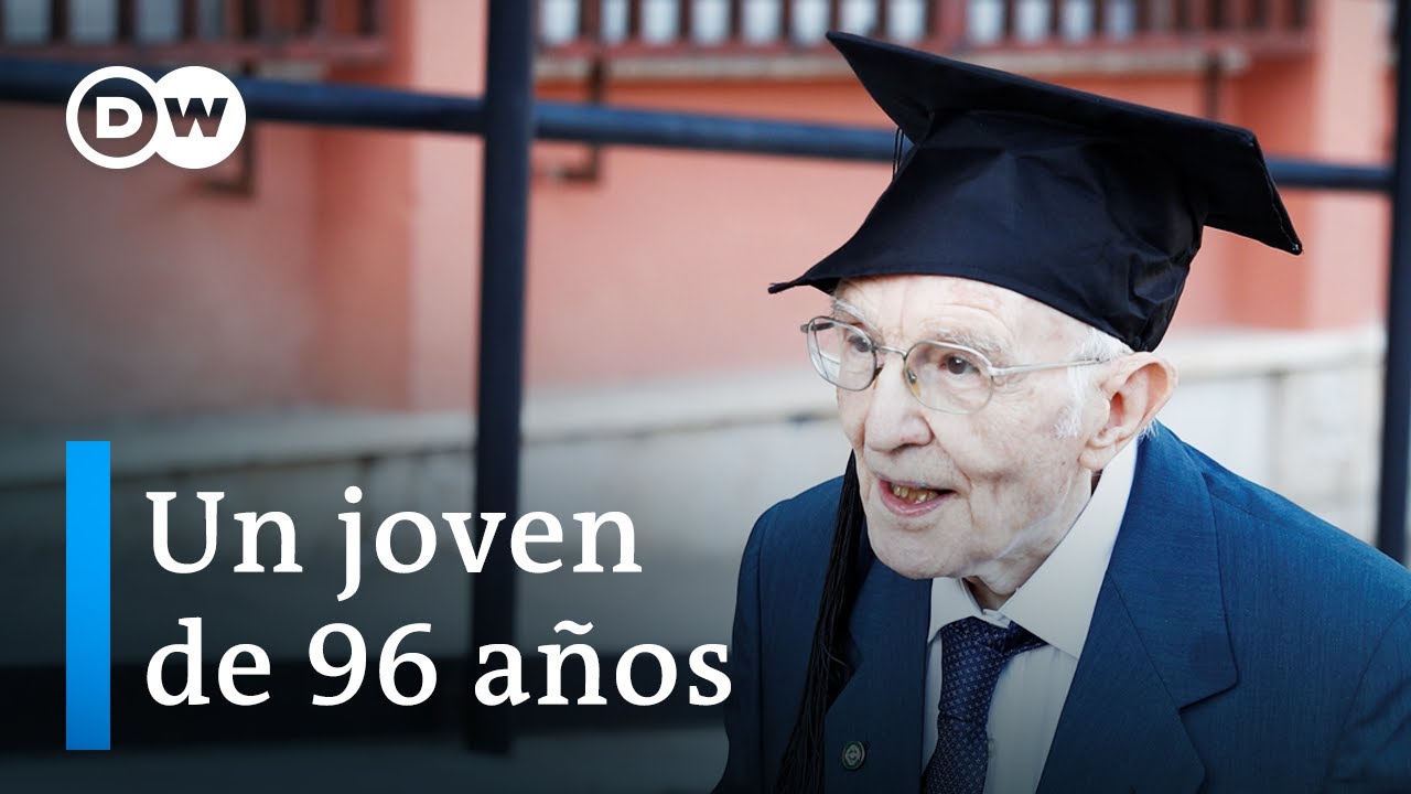 Italiano de 96 a&ntilde;os se grad&uacute;a en Filosof&iacute;a e Historia