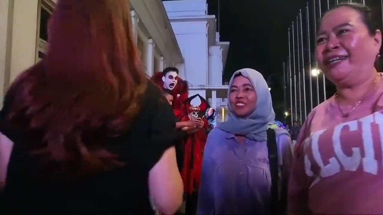 Suasana malam di Braga, Bandung