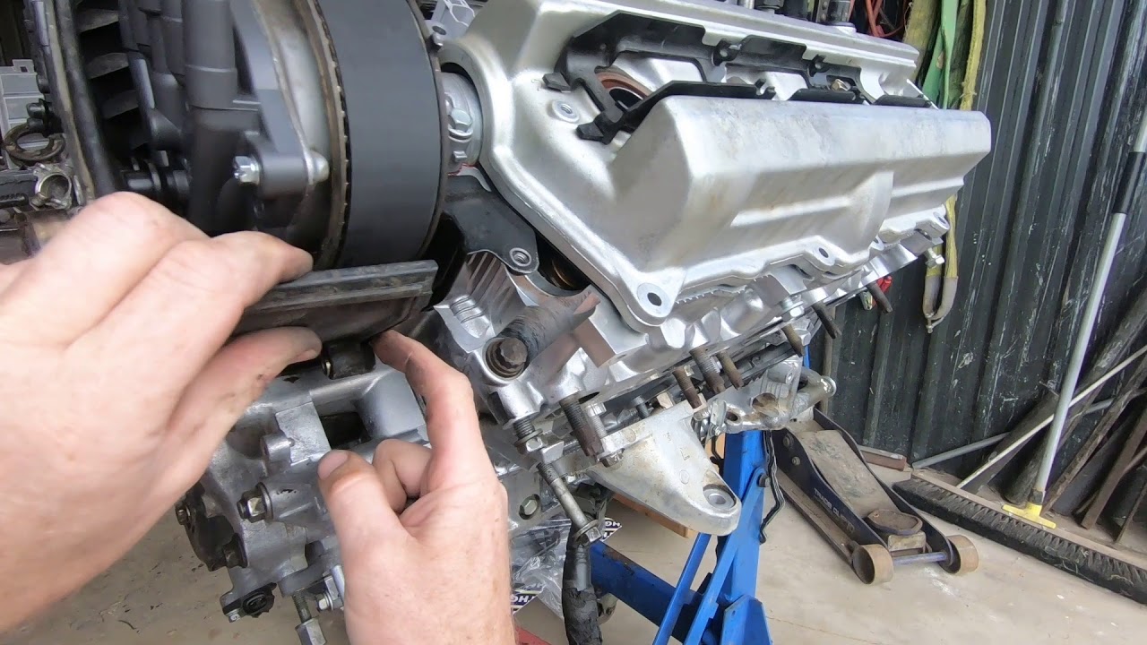 Ls400 refab - Front plastic covers on and crank pulley
