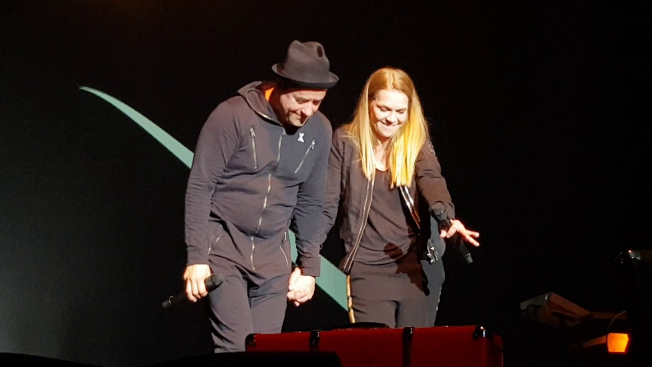 Anna Loos & Jan Josef Liefers 🎶 Nie egal 🎶 Radio Doria