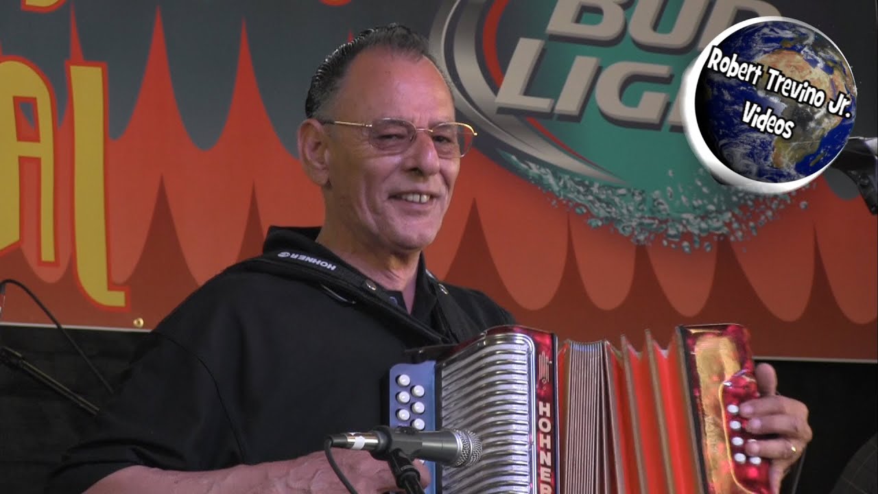 Santiago Jimenez Jr. at Tejano Conjunto Festival 2015