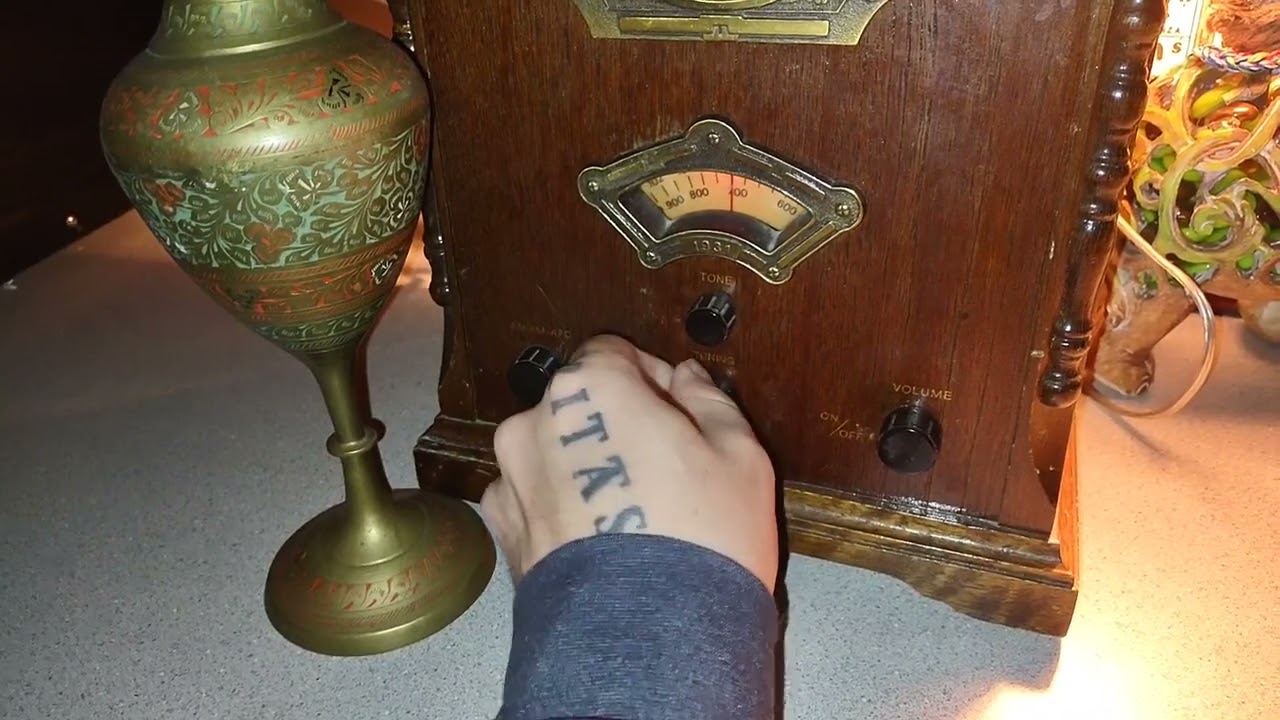 BEST MANUAL GHOST BOX SESSION OF 2021!! HANDS DOWN