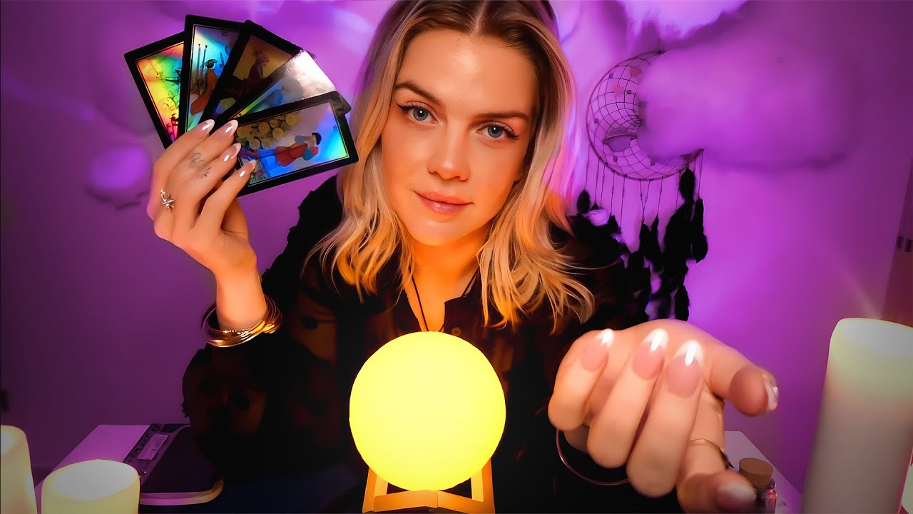 ASMR | la pire voyante « prédit » ton avenir 💸🔮 tirage, lignes de la main…