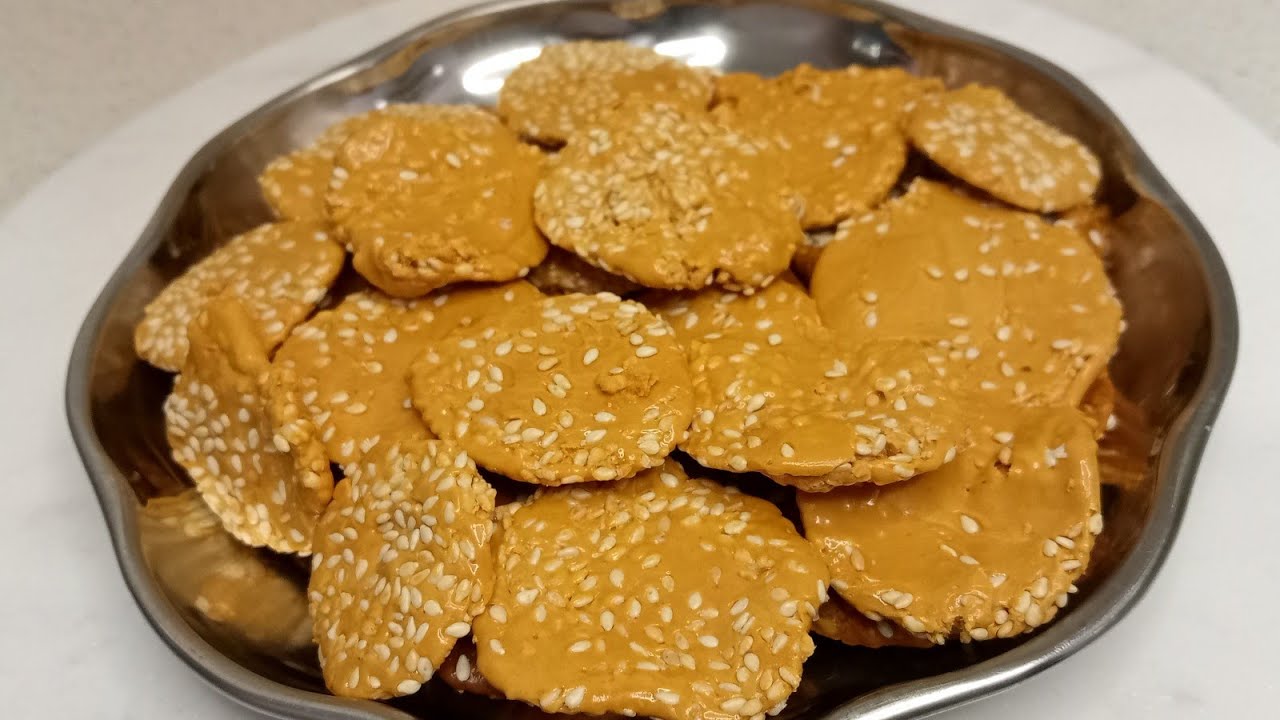 इस मकर संक्रांति पर बनाए छटपट बनने वाली गुड़ चीनी की रेवड़ी। Gud Til ki Revdi Recipe। JaggeryRecipe।