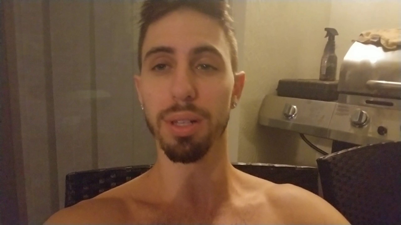 DO NOT Fall In Love With A Webcam Model