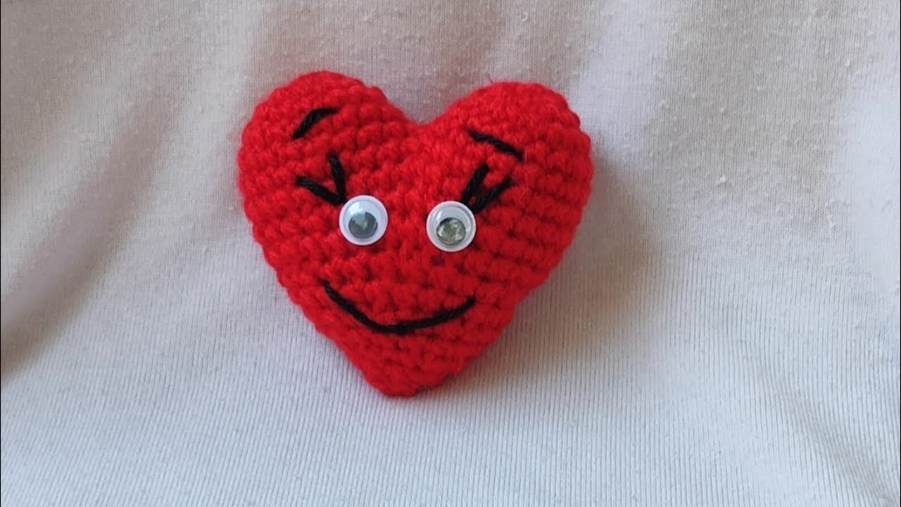 Crochet Heart amigurumi 