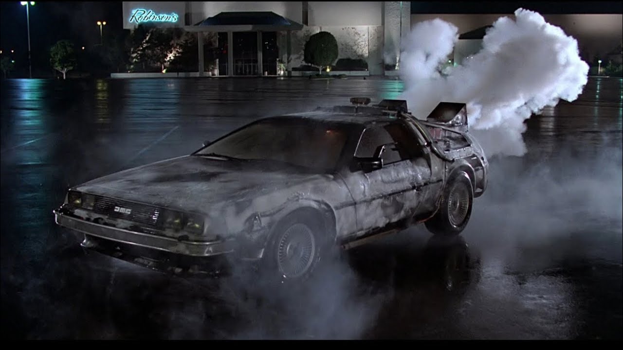 Info on the 1981 DeLorean DMC-12 (Time Machine) from Back To The Future (1985-1990) 🇺🇸