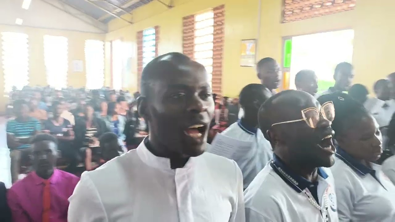 OFFERTORY PROCESSION:OWITAA AMADRI BY ALL SAINTS CHOIR UMCC-KYU AT ST.PAUL SUB-PARISH, BANDA