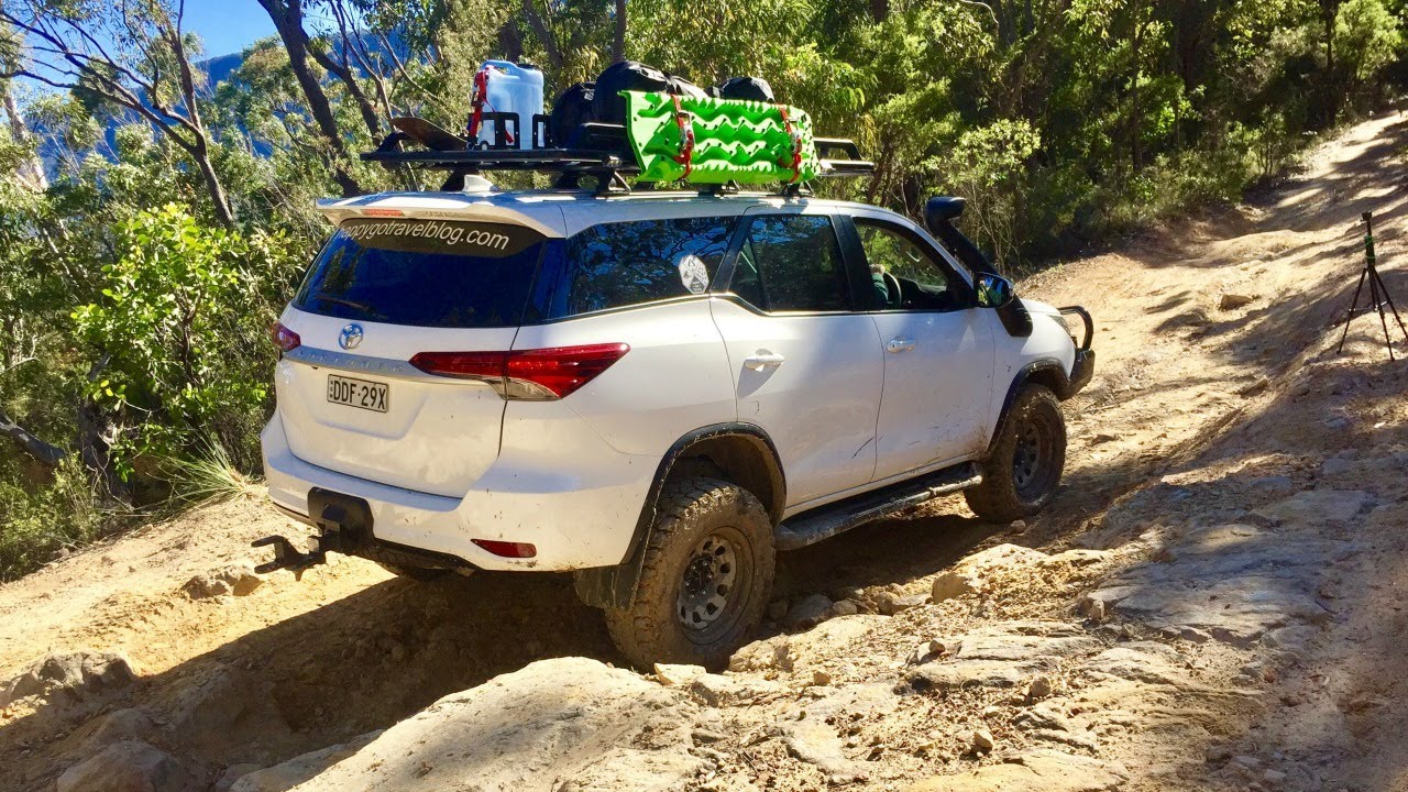 Gap Road 4x4 , Freemans Waterhole NSW. New Toyota Fortuner Offroad.