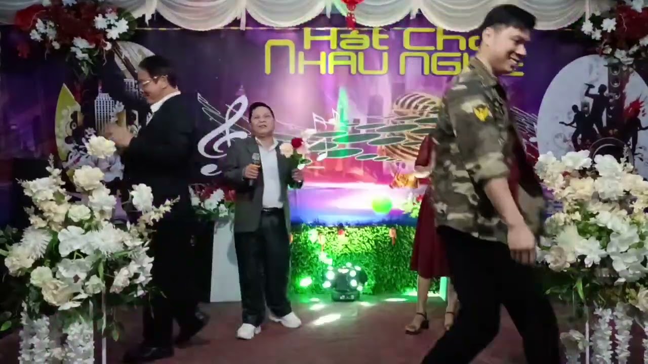 Song ca CHỜ ĐÔNG