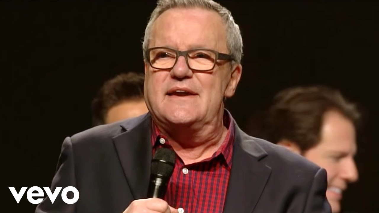 Mark Lowry, Bill Gaither, Gaither Vocal Band - Interruption (Live)