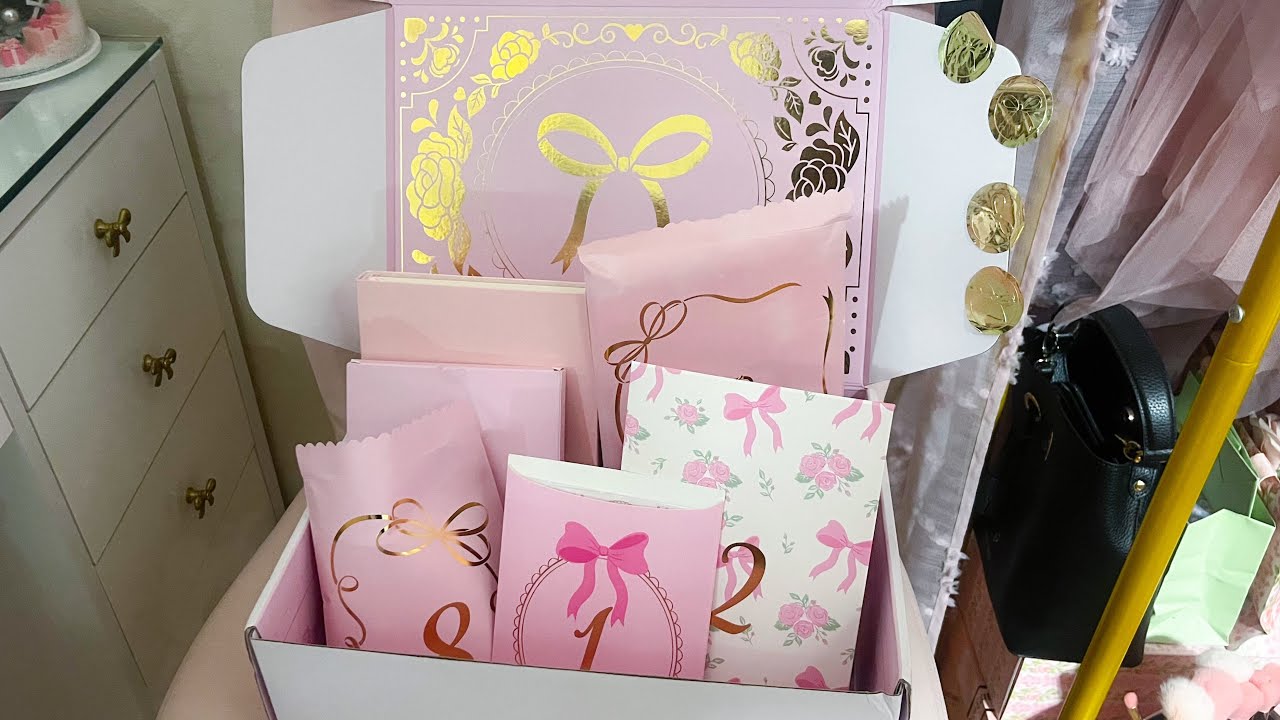 Fabulous in a box! Unboxing Simply Gilded’s Advent Mystery Box 🎀 