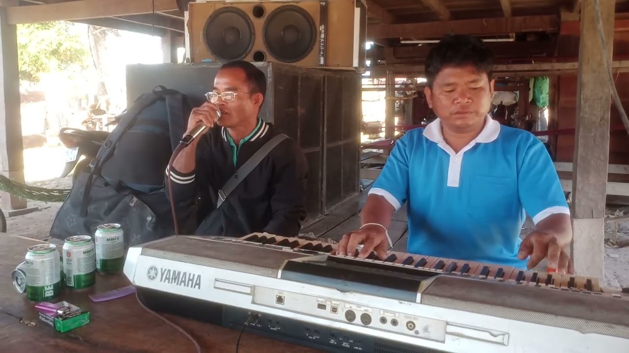 ເສບສົດ ອຸ້ມລູກນ້ອຍຄອຍນ້ອງ ຄານຄຳ ແສນຈະເລີນວົງ