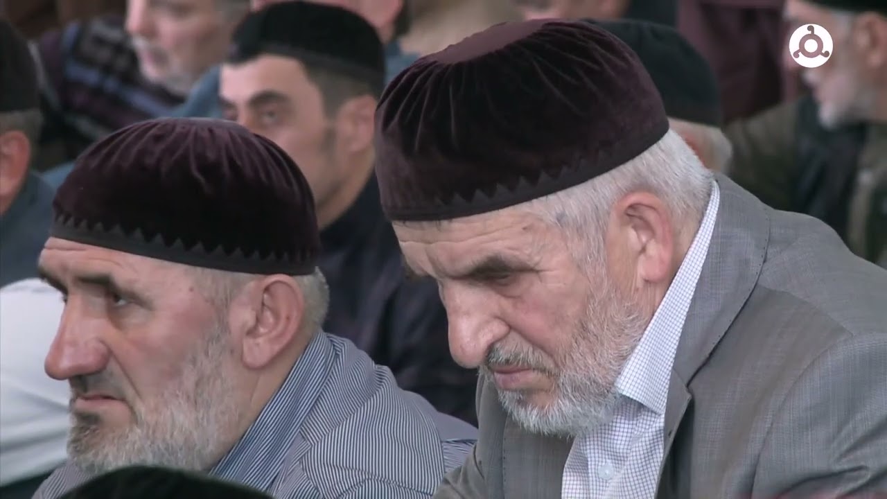 Рузбан хьехам. Имам центральной мечети г. Назрань Хизир Цолоев.