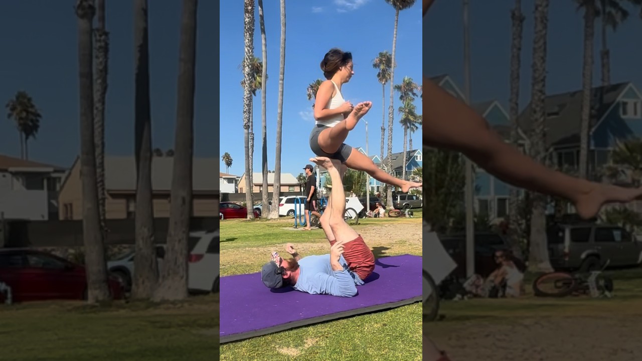 Акройога с незнакомцем! Загляните в мою биографию, чтобы начать заниматься акройогой для начинающих!