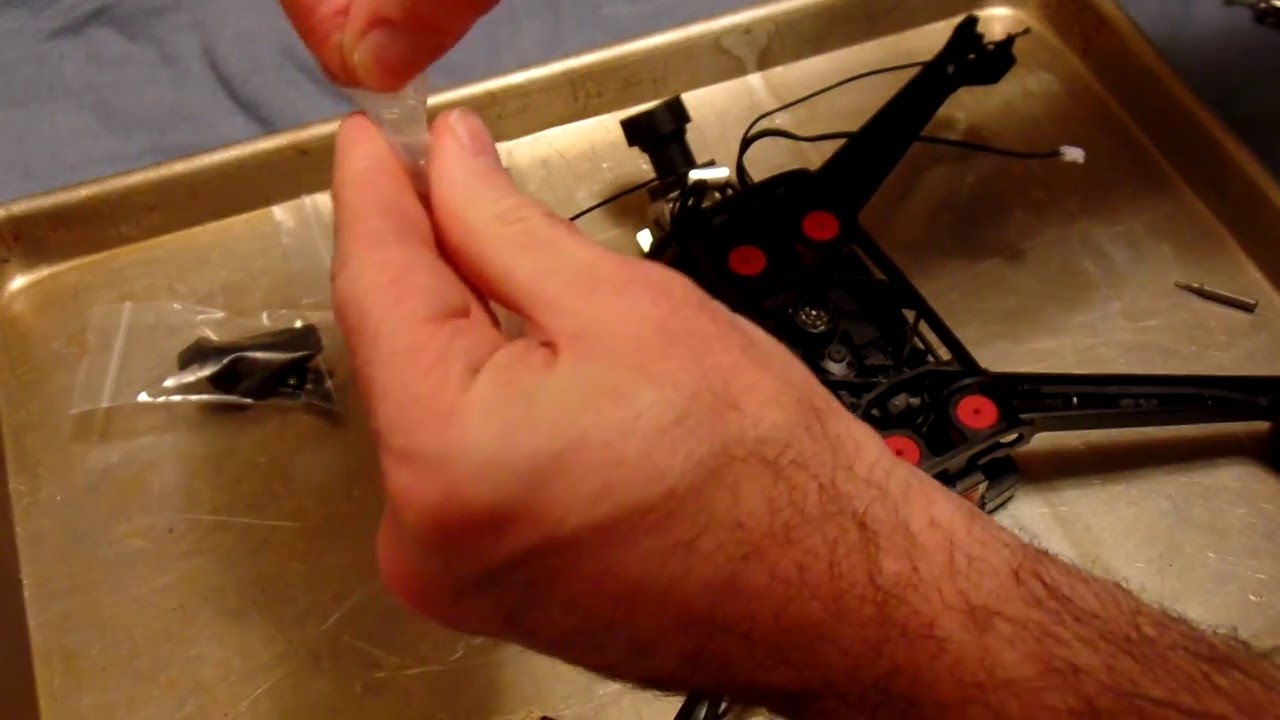 2016-03-24 - Bebop 2 - Replacing Central-Cross - Removing Cables And Components From Front Arm