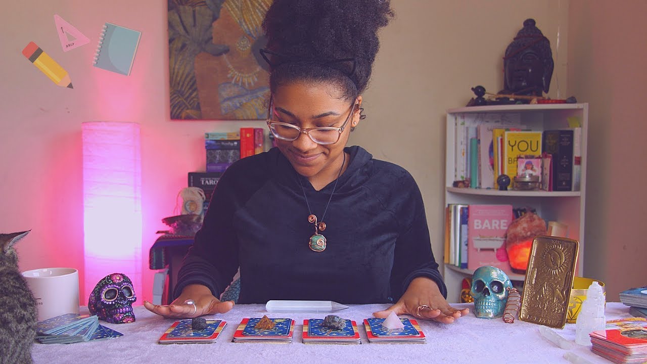 🔮 Pick A Card 🔮 - Back To School 📚 (Whats Coming Your Way This School Year)