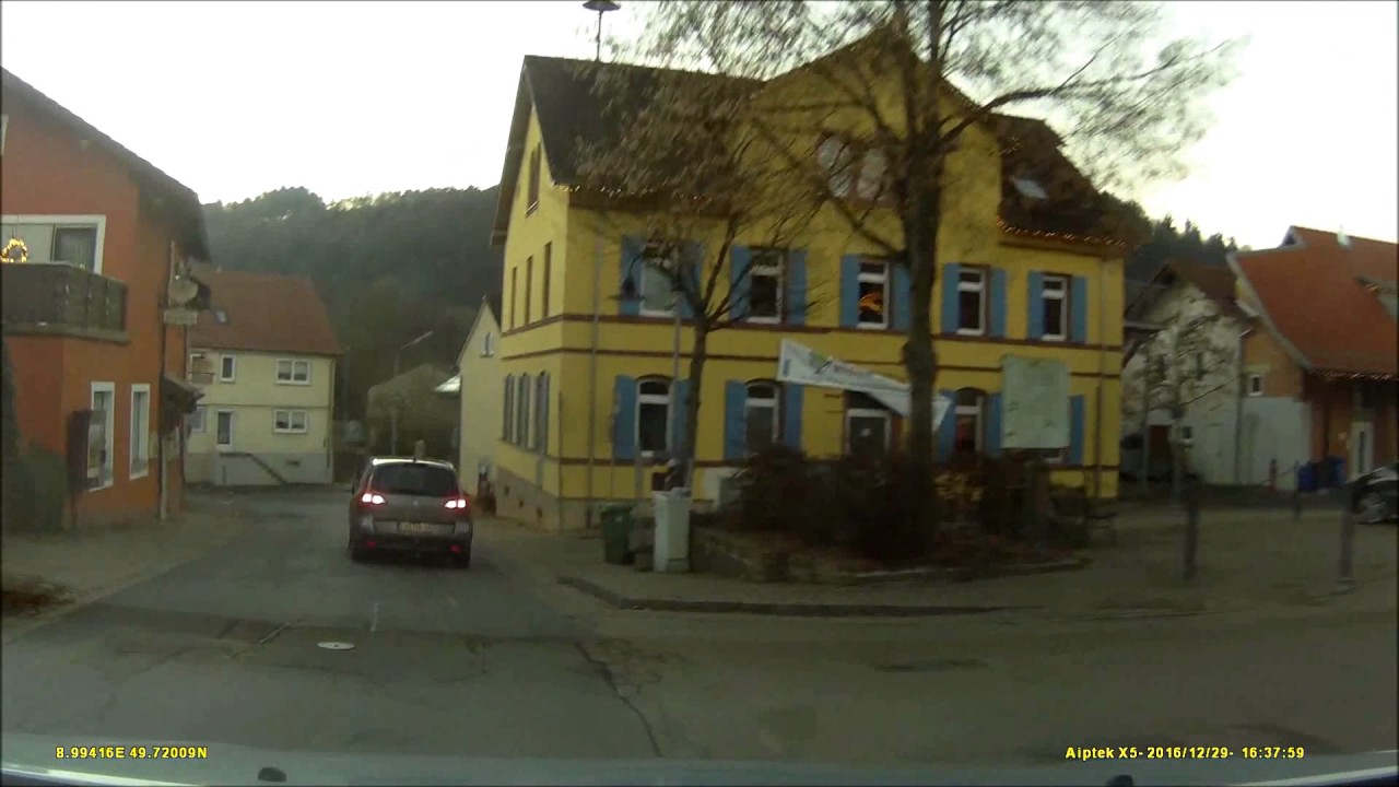 Ortsdurchfahrt im Odenwald/ERB: Zell (Süd rein, West raus)