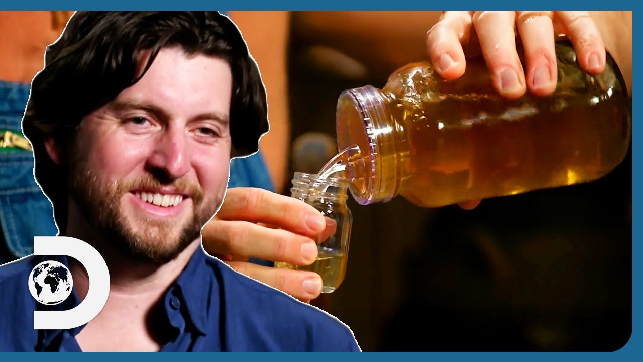 Moonshiner Wins The Judges Over With His Sweet Bourbon Moonshine! | Moonshiners: Master Distiller