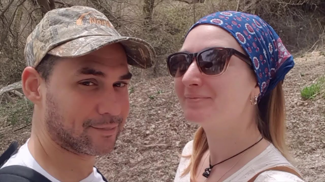 FAMILY WILD FORAGING Edible Plants mid April Ontario Canada