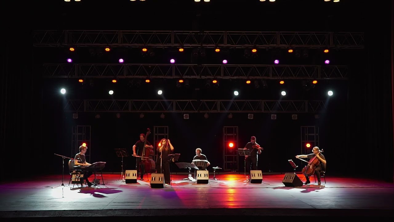 Soledad - tango de Gardel y Le Pera interpretado por Quinteto La Grela con Viviana Scarlassa