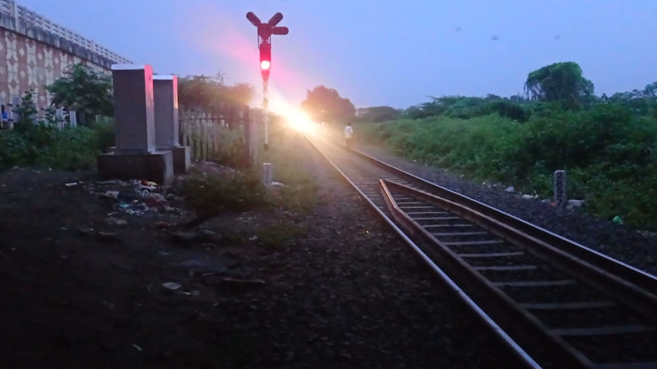 01142- ADILABAD - CSMT MUMBAI NANDIGRAM EXPRESS DEPARTING PARBHANI JUNCTION