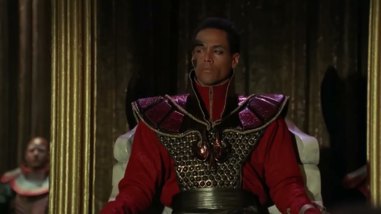 Replicators Take Over Apophis' Ship