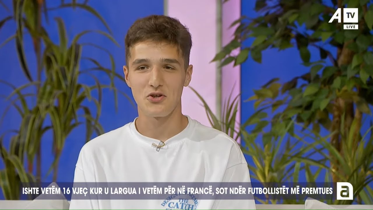 Ishte vetëm 16 vjeç kur u largua i vetëm për në Francë, sot ndër futbollistët më premtues