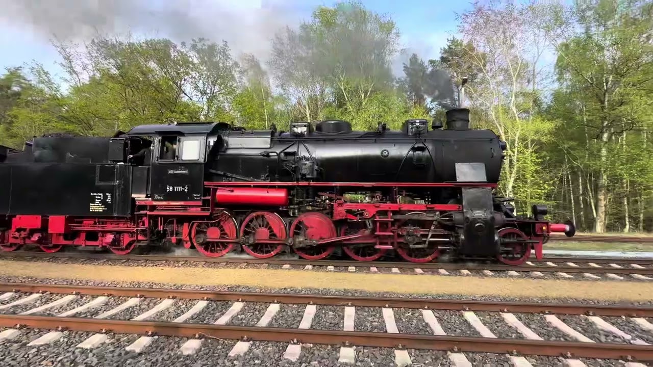 Ausfahrt der Dampflok DR 58 311 #58311 #dampflok #eisenbahn #steam #germany #train #railway #dampf