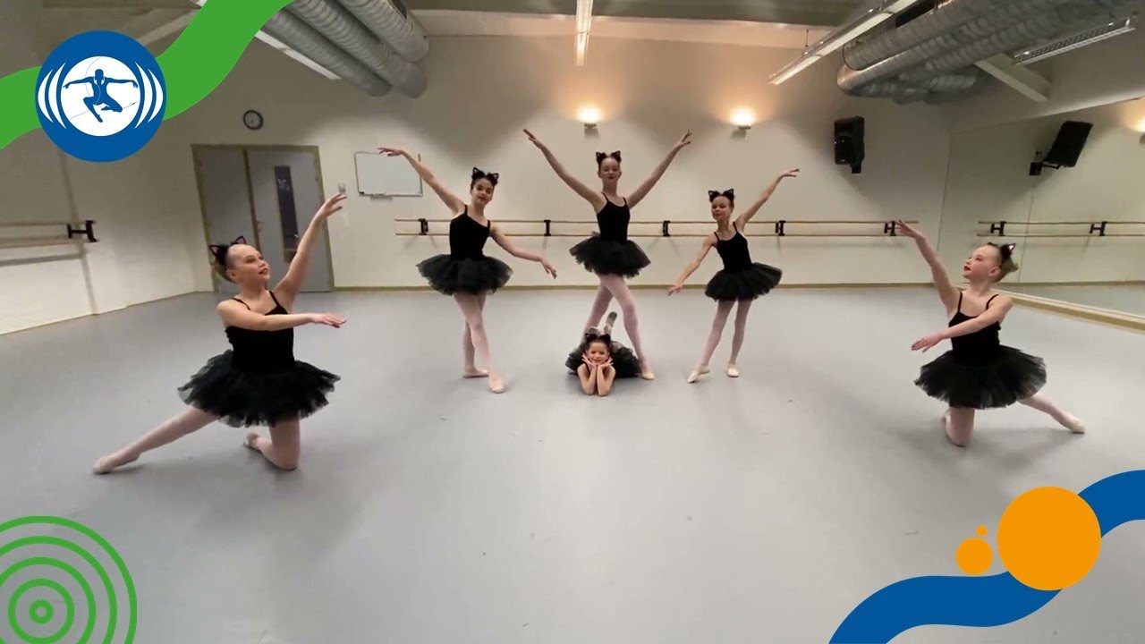 20 - 21 Qualifier 5 NL&BE - Indigo Ballet Compagnie (ndigo) / WALTZ-SCHERZO THE BOLT