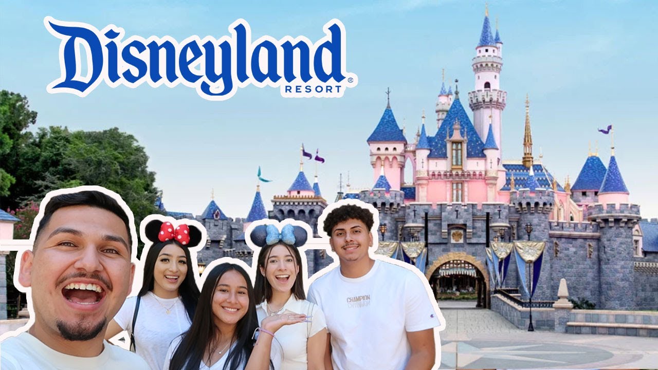 Reunited With Our Friends At Disneyland 2021!