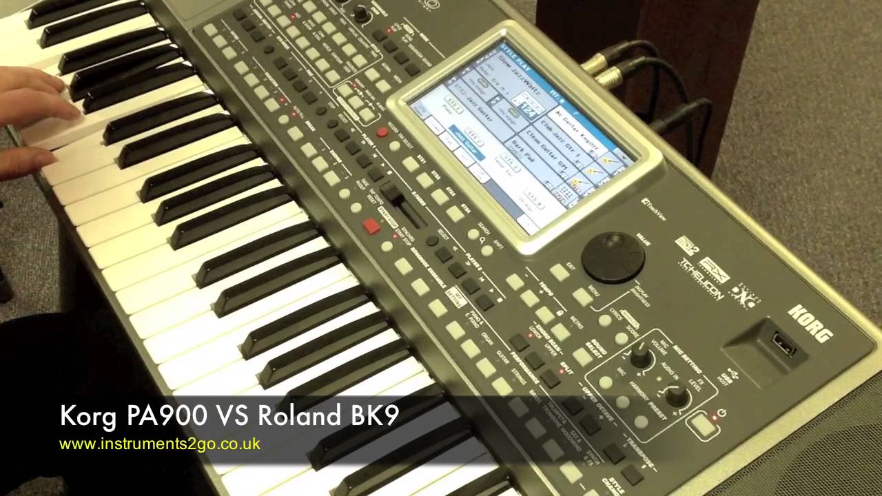 Korg PA900 vs Roland BK9 Keyboard