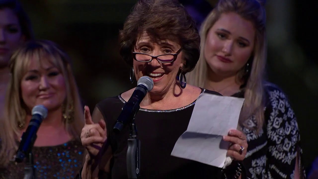 The Hoppers | Before The Sun Goes Down (Live from The National Quartet Convention)