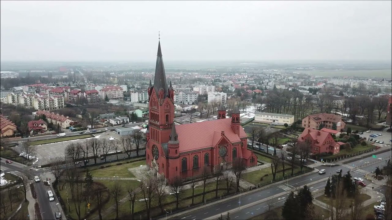 Kości&oacute;ł z lotu ptaka - Parafia Zwiastowania Najświętszej Maryi Panny w Inowrocławiu
